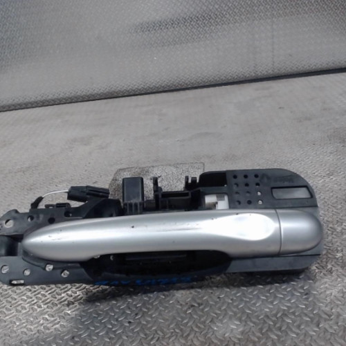 Poignee ext porte avd Renault SCÉNIC III 1.9 dci (2009)