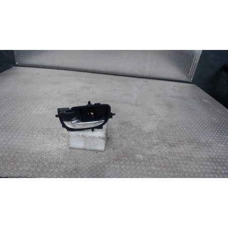 Poignee int porte avg Toyota AYGO 1.0 (2014)