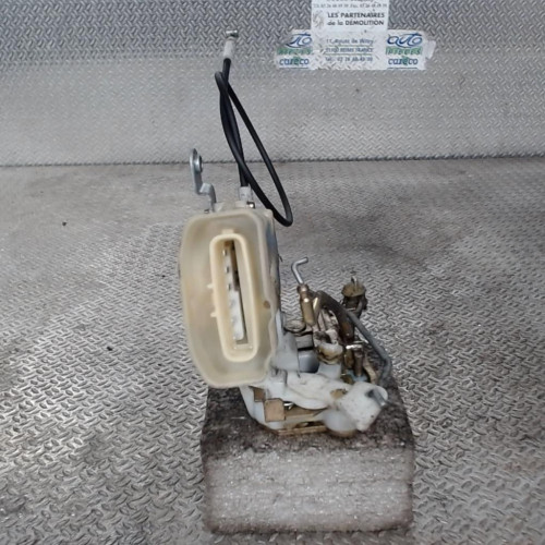 Serrure porte avg Toyota YARIS 1.0 (1999-2005)