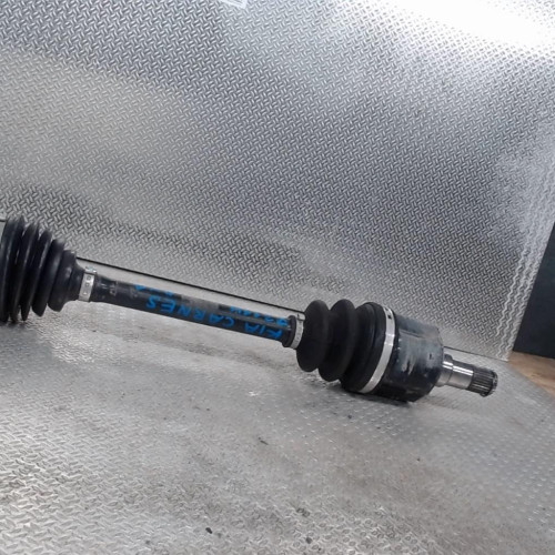 Transmission avant gauche Kia CARENS III Monospace 2.0 crdi 115 (2007)