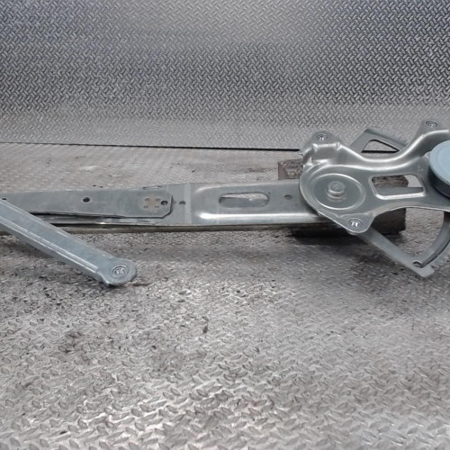 Mecanisme  moteur lève-glace avant droit Toyota RAV 4 III 2.2 d 4wd (2006-2012)