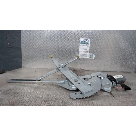 Mecanisme  moteur lève-glace avant droit Nissan KUBISTAR Camionnette 1.5 dci (2003)