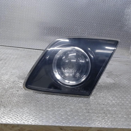 Feu arrière intérieur droit Mazda 3 A trois volumes 1.6 di turbo (2004-2009)
