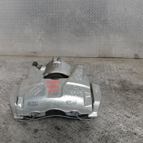 Etrier de frein avant droit RENAULT CAPTUR 1  0