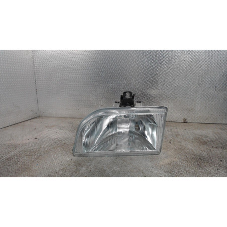 Phare gauche Ford FIESTA III 1.8 d (1989-1995)
