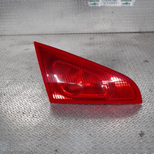 Feu arrière interieur gauche MITSUBISHI COLT 6  COLT 6 PHASE 1