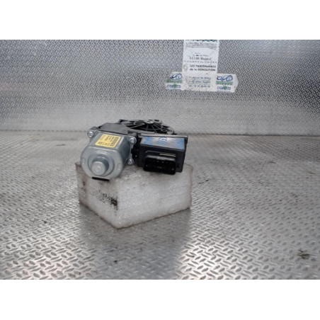 Mecanisme  moteur lève-glace avant droit KIA CEE-D 2  CEE-D 2 PHASE 2