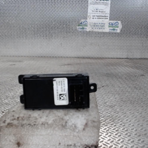 Commande leve-glace porte arrière droite KIA CEE-D 2  CEE-D 2 PHASE 2
