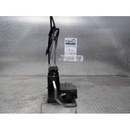 Serrure porte ard Hyundai I10 I 1.2 (2011-2013)