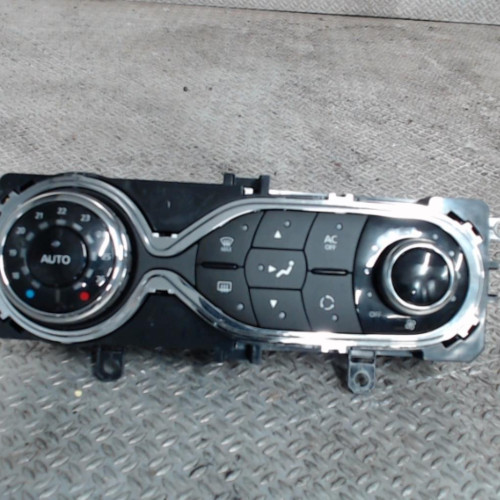 Commande de chauffage RENAULT CAPTUR 1  0