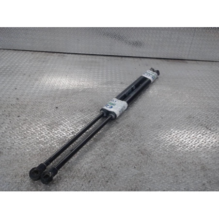 Verin gauche hayon Toyota VERSO 2.0 d-4d (2009-2018)