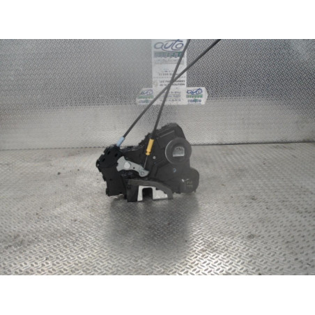 Serrure porte avd Toyota AURIS 1.4 d-4d (2007-2012) 3 portes