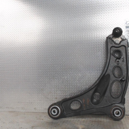 Triangle inf avg NISSAN NV300  0