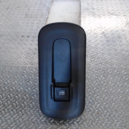 Commande lève-glace porte avant droite RENAULT MASTER 3  0