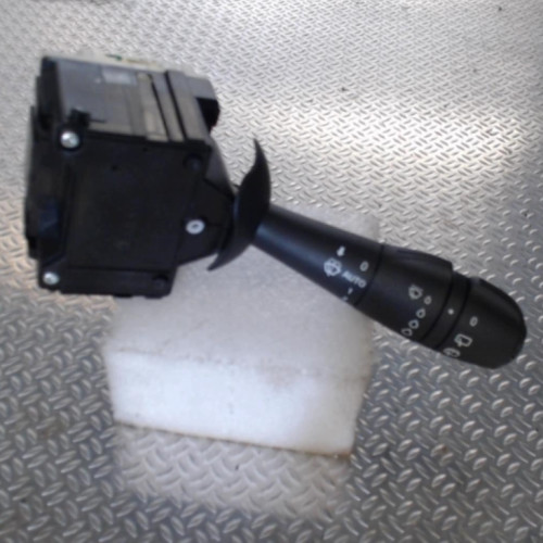 Commande essuie glace RENAULT CAPTUR 1  0