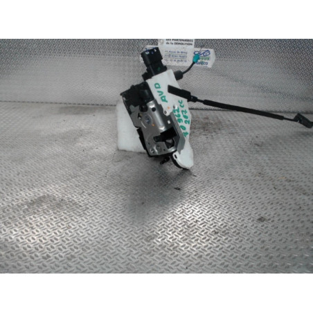 Serrure porte avd PEUGEOT 207  0