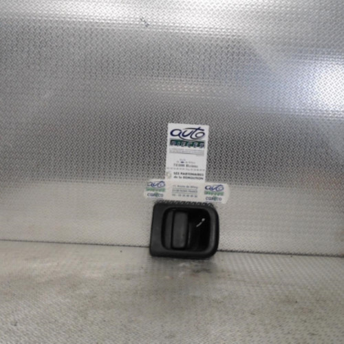 Poignee ext porte avd Renault MASTER II Camion plate-forme-Châssis 2.2 dci 90 (2000)