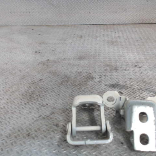 Charniere inf porte battante arg Renault CLIO IV 1.2 16v (2012)