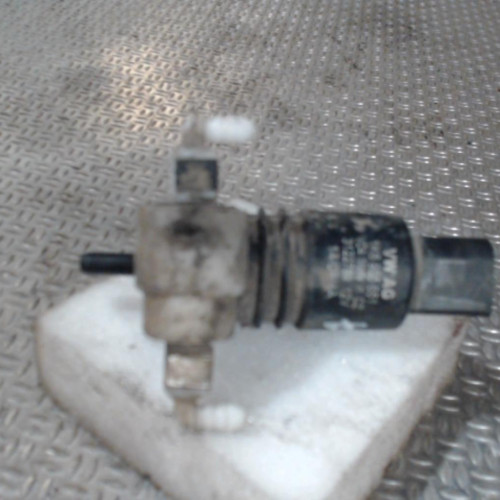 Pompe lave-glace avant Seat IBIZA IV SC 1.4 tdi (2008-2010)