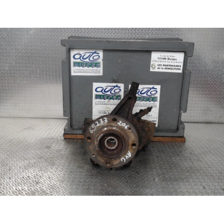 Moyeu avd Peugeot 206 3-5 portes 1.4 i (1998-2012) 3 portes