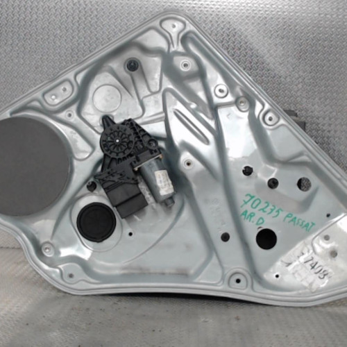Mecanismemoteur leve-glace porte coulissante d Vw PASSAT B5.5 1.9 tdi (2000-2005)