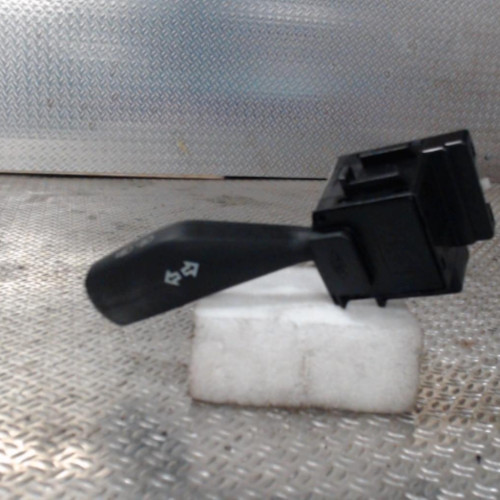 Commande clignotant Ford FOCUS II 1.6 tdci (2004-2012)