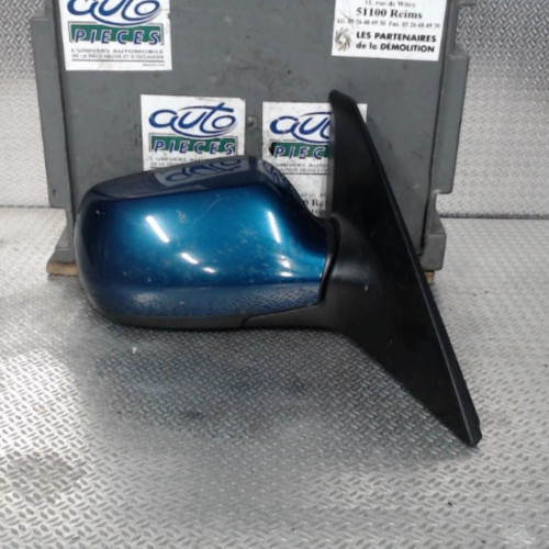 Retroviseur exterieur manuel droit Mazda 3 A trois volumes 1.6 di turbo (2004-2009)