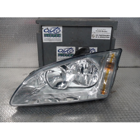 Phare gauche Ford FOCUS II 1.6 tdci (2004-2012)