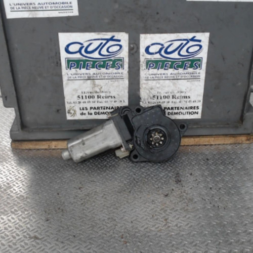 Moteur leve-vitre arg Hyundai TRAJET 2.0 crdi (2001-2008)