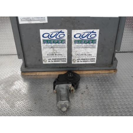 Moteur leve-vitre arg Hyundai TRAJET 2.0 crdi (2001-2008)