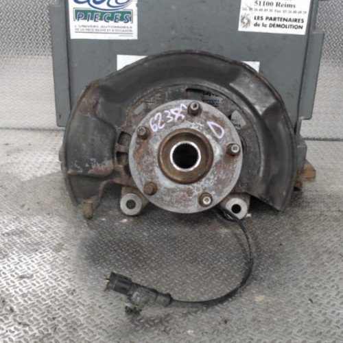 Moyeu avd Toyota AURIS 2.0 d-4d (2006-2012)