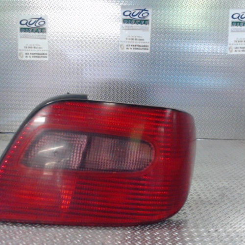 Feu arrière droit Citroën XSARA 2.0 hdi 90 (1999-2005)