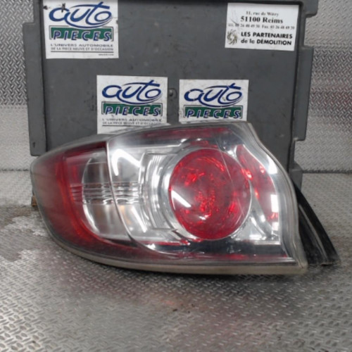 Feu arrière gauche Mazda 3 A trois volumes 1.6 mzr cd (2010-2013)