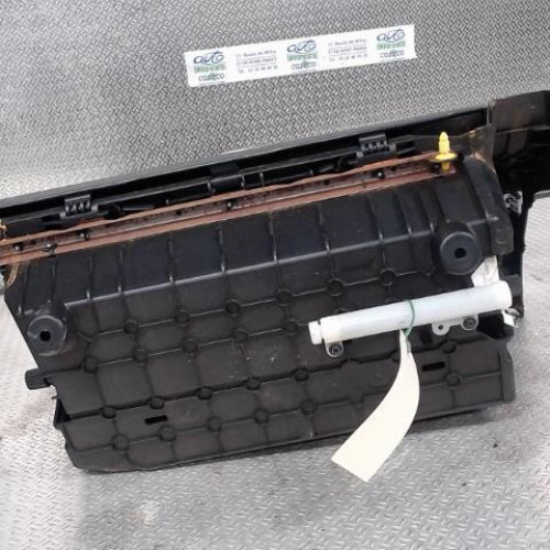 Boite à gants Ford FOCUS IV 1.0 ecoboost (2018)