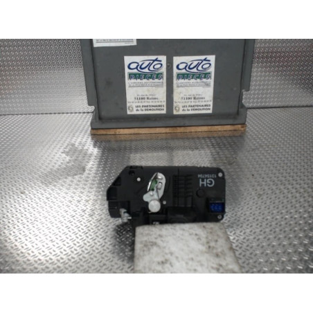 Serrure porte ard Opel MERIVA A Monospace 1.7 cdti (2003-2010)