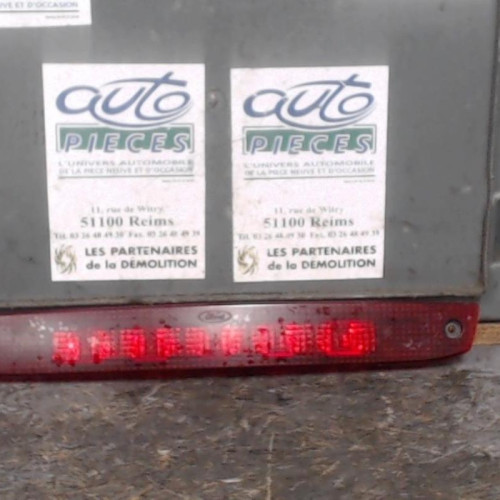 Feux stop supplementaire Ford FOCUS II 1.6 tdci (2004-2012)