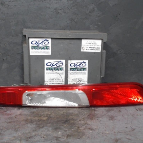Feu arrière droit Ford FOCUS II 1.6 tdci (2004-2012)