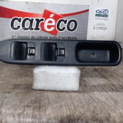 Commande lève-glace porte avant gauche Peugeot 307 2.0 hdi 90 (2000-2007) 5 portes