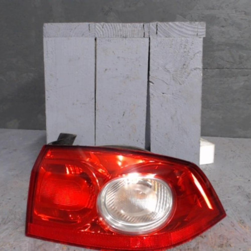 Feu arrière droit Renault LAGUNA II 1.9 dci (2005-2007)