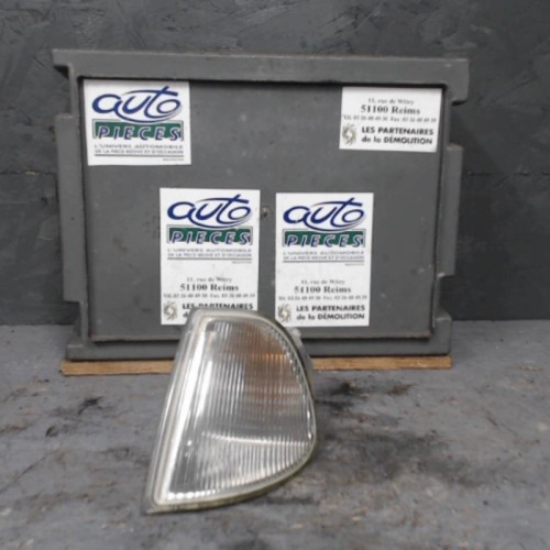 Clignotant gauche Peugeot 806 1.9 td (1995-2002)