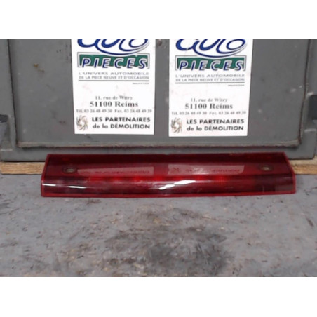 Feux stop supplementaire Ford FOCUS C-MAX 2.0 tdci (2003-2007)