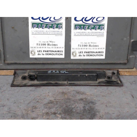 Feux stop supplementaire Ford FOCUS C-MAX 2.0 tdci (2003-2007)