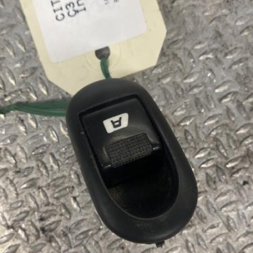 Commande lève-glace porte avant gauche Citroën C3 I 1.1 i (2002) 5 portes