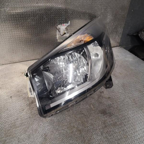 Phare gauche Renault TRAFIC III Camionnette 1.6 dci 120 (2014)