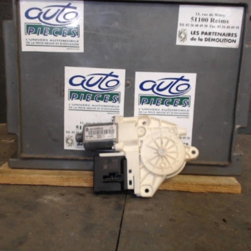 Moteur leve-vitre ard Renault MEGANE III 3-5 portes 1.5 dci (2009) 5 portes