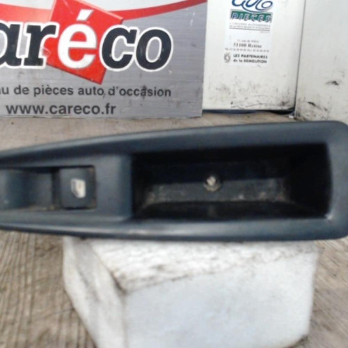 Commande leve-glace porte arrière gauche Citroën C4 I 1.6 hdi (2004-2011)