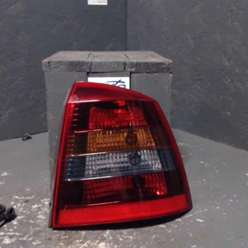 Feu arrière droit Opel ASTRA G 3-5 portes 2.2 dti (2002-2005)