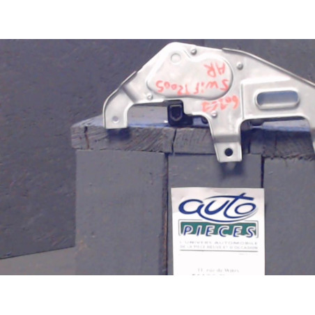 Moteur essuie-glace ar gauche SUZUKI SWIFT 3  SWIFT 3