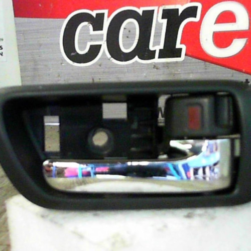 Poignee int porte avd Toyota COROLLA Verso 2.0 d-4d (2004-2009)