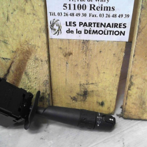 Commande essuie glace Peugeot 406 Coupé 2.0 16v (1997-2004)